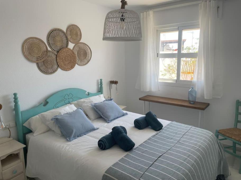 Villa Casa Lola Conil, Azotea Al Mar Y Parking Solo Familias O Parejas Conil De La Frontera Exterior foto