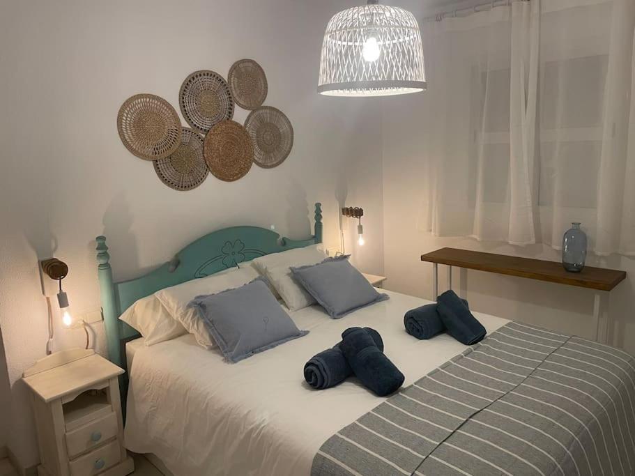 Villa Casa Lola Conil, Azotea Al Mar Y Parking Solo Familias O Parejas Conil De La Frontera Exterior foto